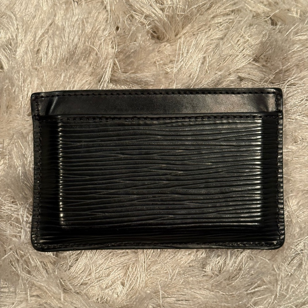 Louis Vuitton Black Epi Leather Card & Key Holder - Picture 4 of 4